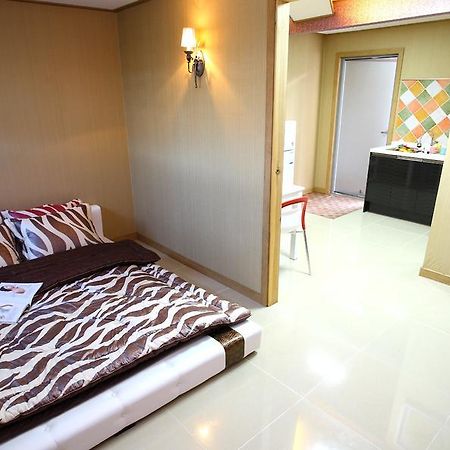 Bluesean Pension Namhae Exterior foto