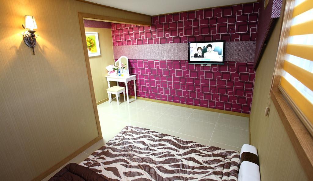 Bluesean Pension Namhae Exterior foto