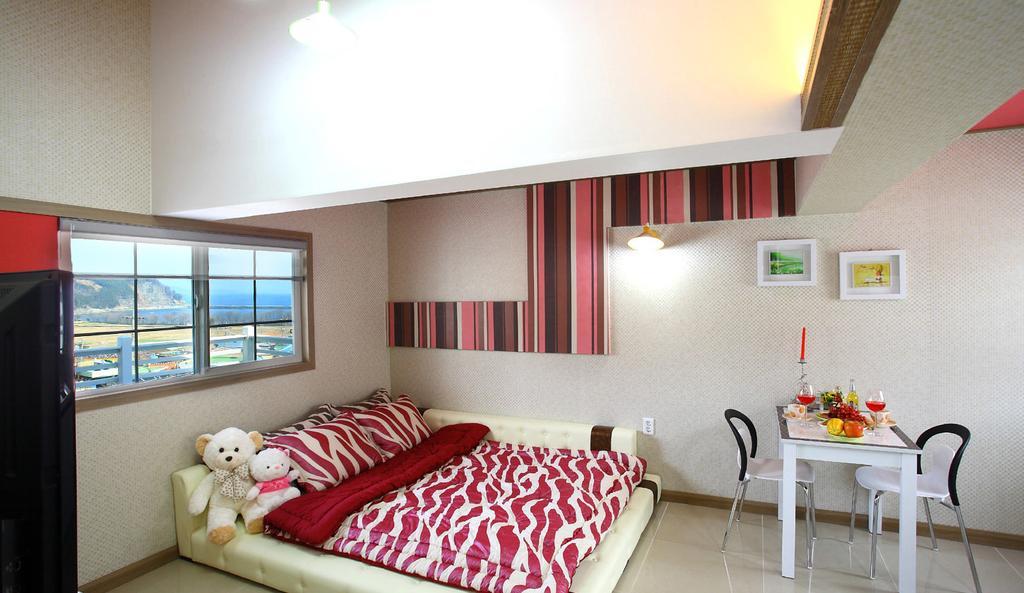 Bluesean Pension Namhae Exterior foto